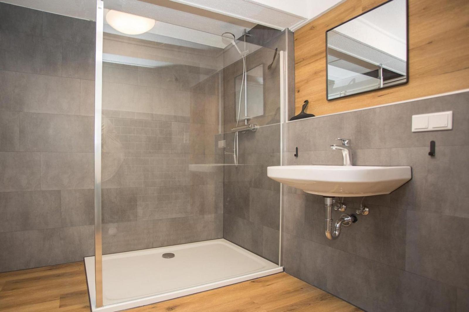 Ferienhaus - 'ferienhaus K17 Voor 18 Pers' - Kirchstrasse 17 | *